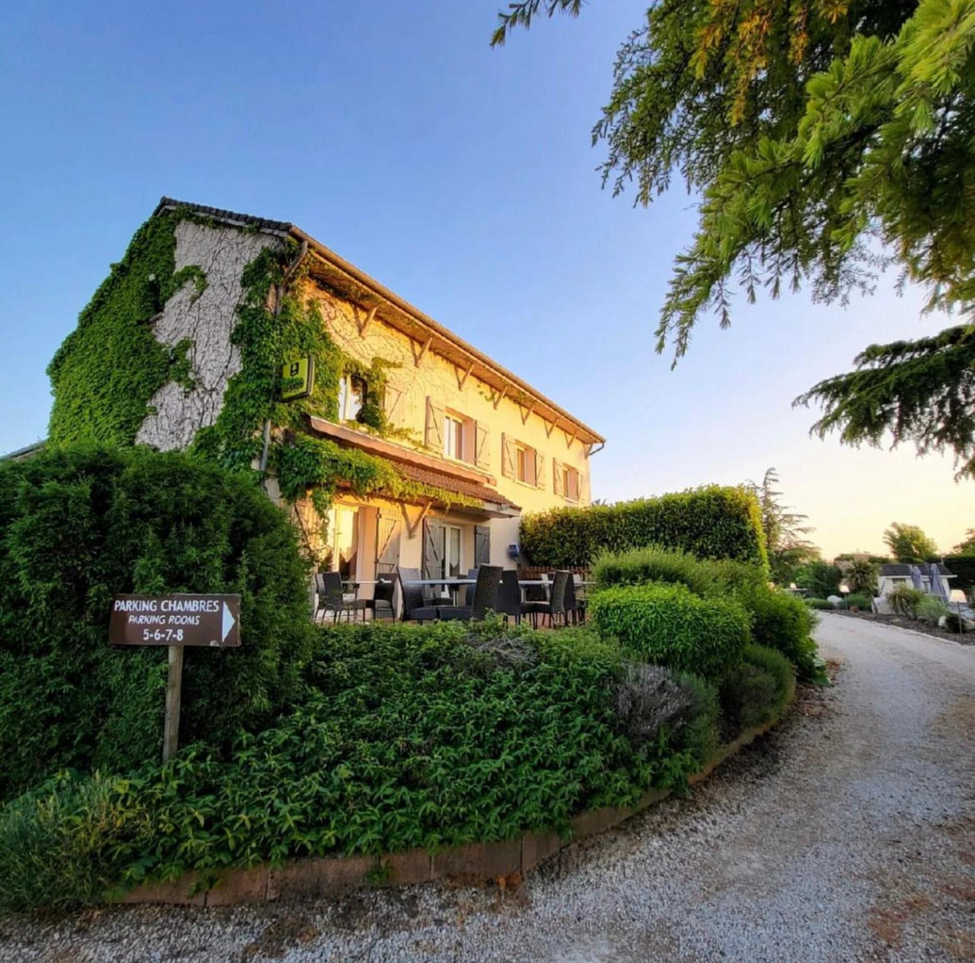 Hotel Parc Adelie - Logis Hotels Montagny-lès-Beaune Exterior foto